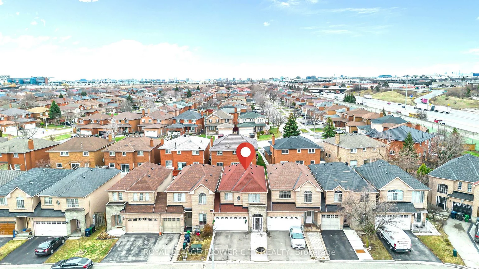 15D, View Green, West Humber-Clairville, Toronto