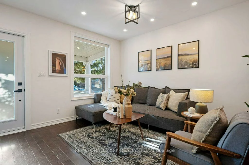 17, Criscoe, Rockcliffe-Smythe, Toronto