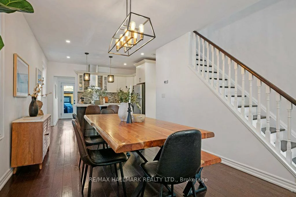 17, Criscoe, Rockcliffe-Smythe, Toronto