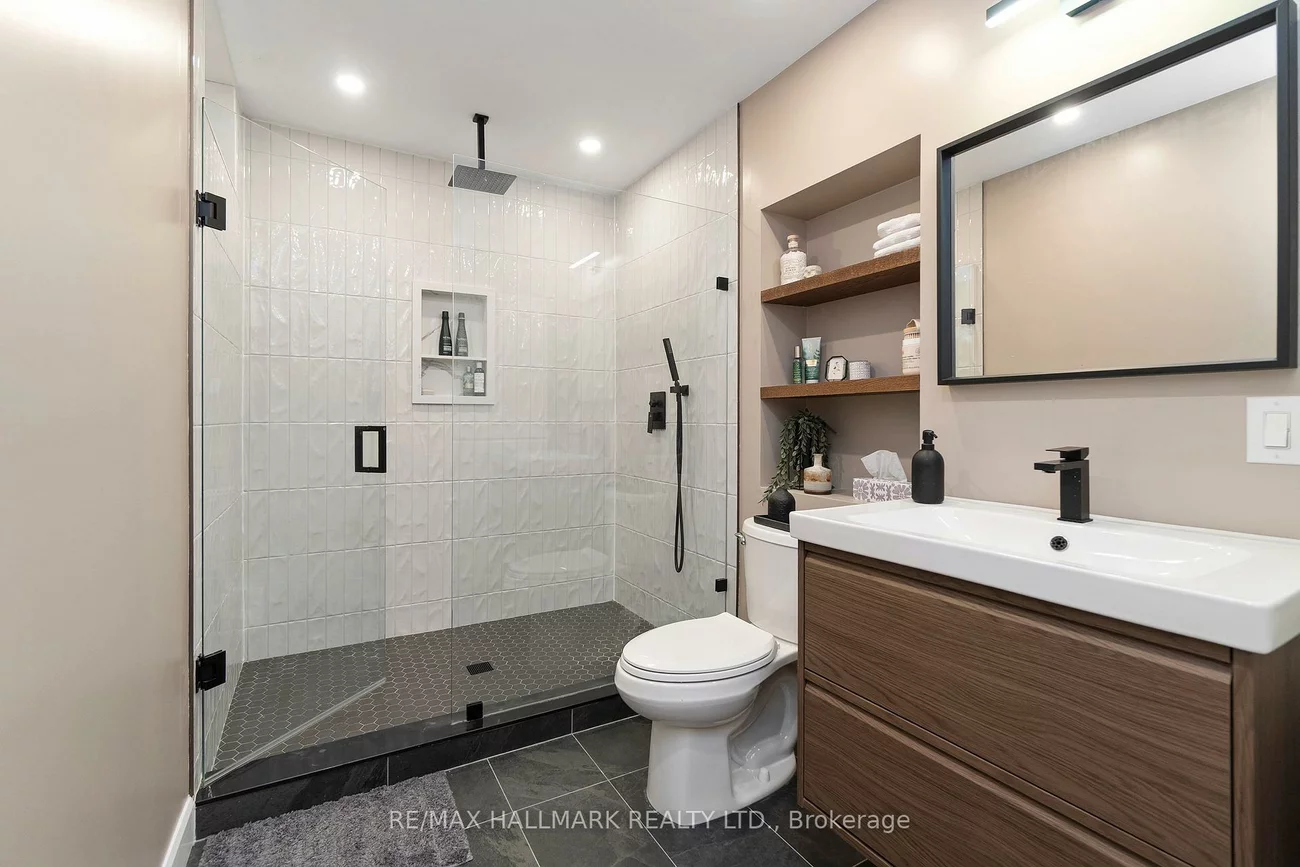 17, Criscoe, Rockcliffe-Smythe, Toronto