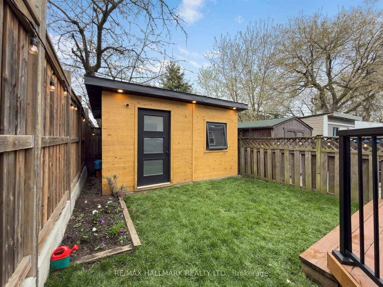 17, Criscoe, Rockcliffe-Smythe, Toronto