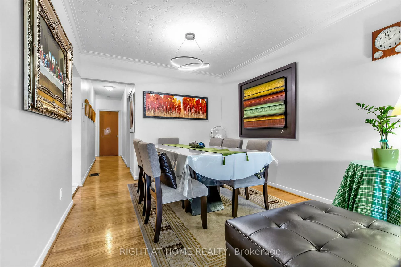 5, Thwaite, Glenfield-Jane Heights, Toronto