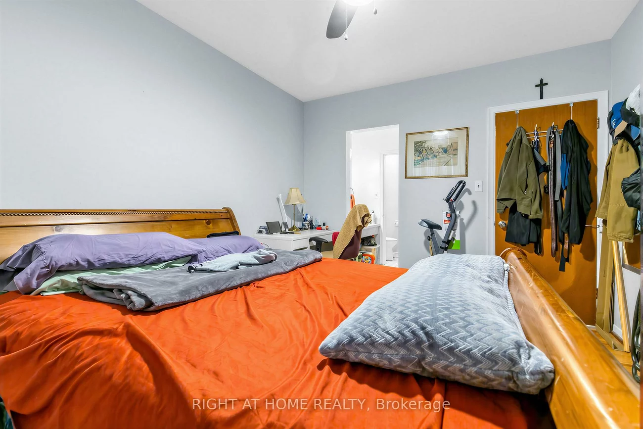 5, Thwaite, Glenfield-Jane Heights, Toronto