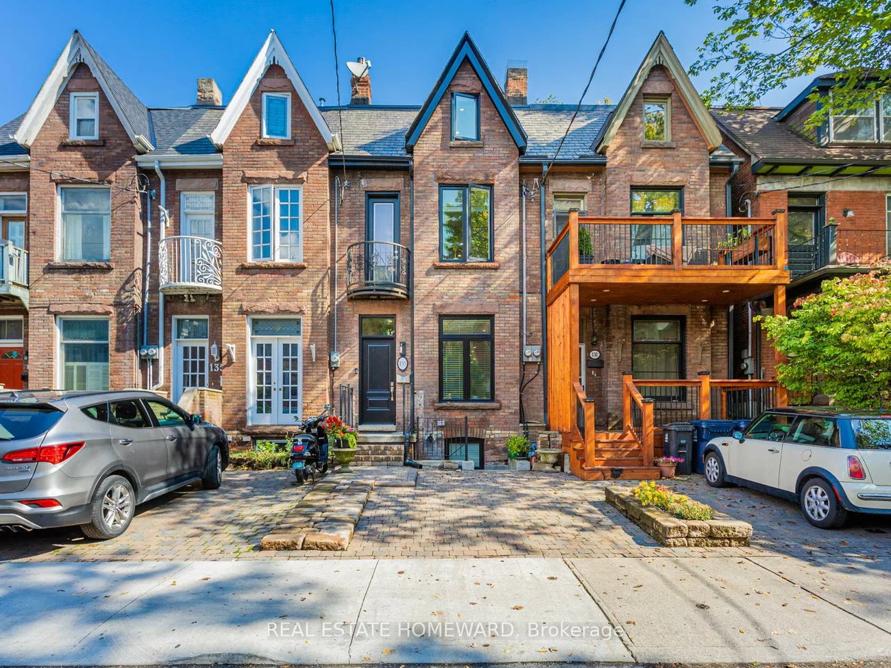 133, Cowan, South Parkdale, Toronto