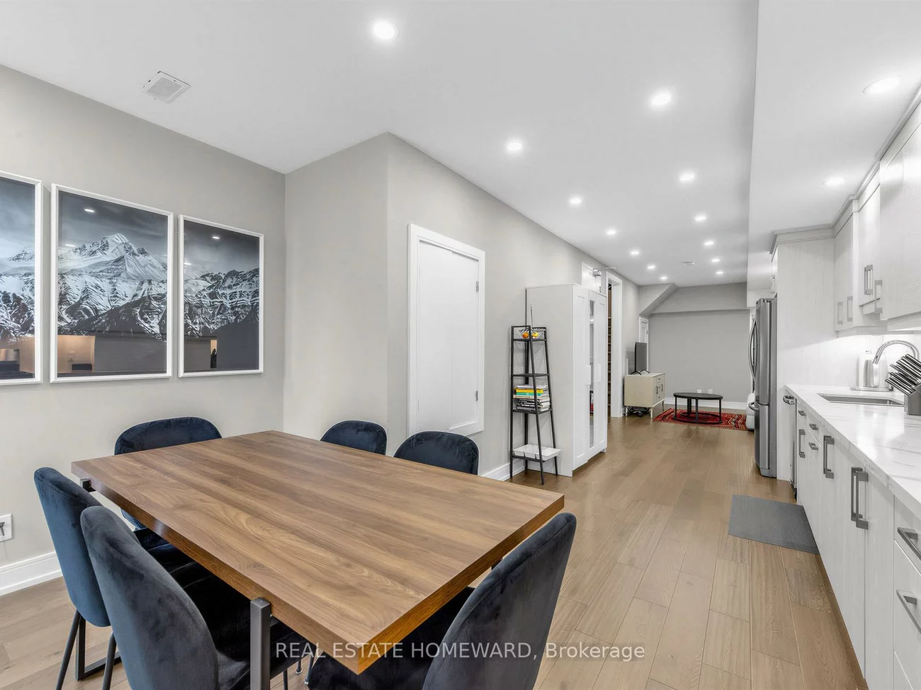 133, Cowan, South Parkdale, Toronto