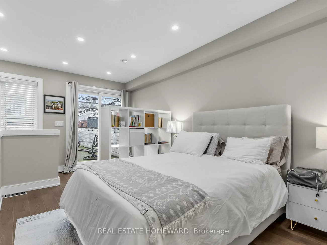 133, Cowan, South Parkdale, Toronto