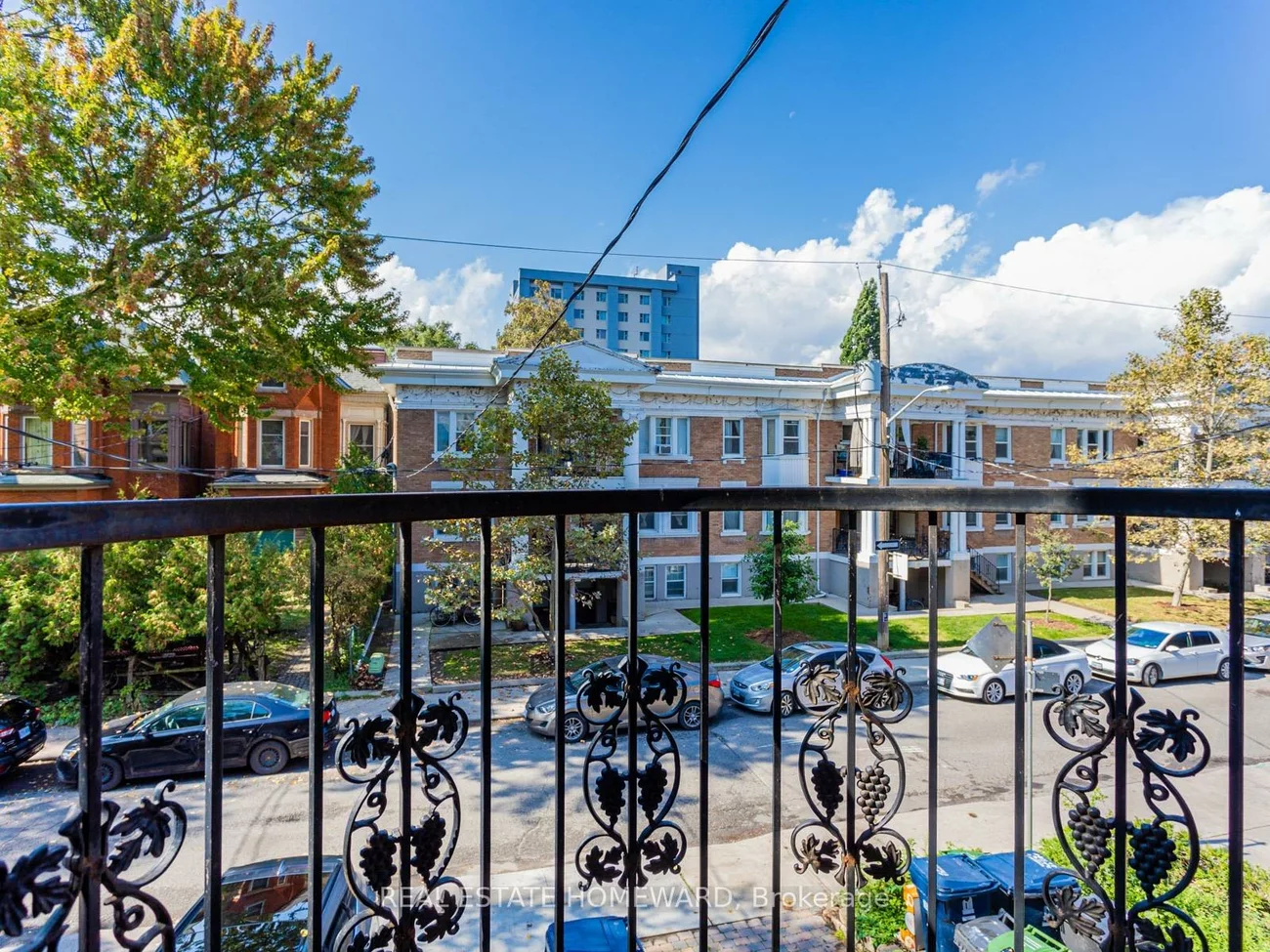 133, Cowan, South Parkdale, Toronto