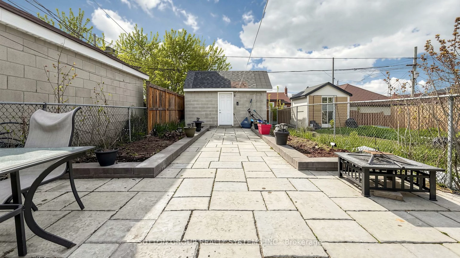 91, Kirknewton, Caledonia-Fairbank, Toronto