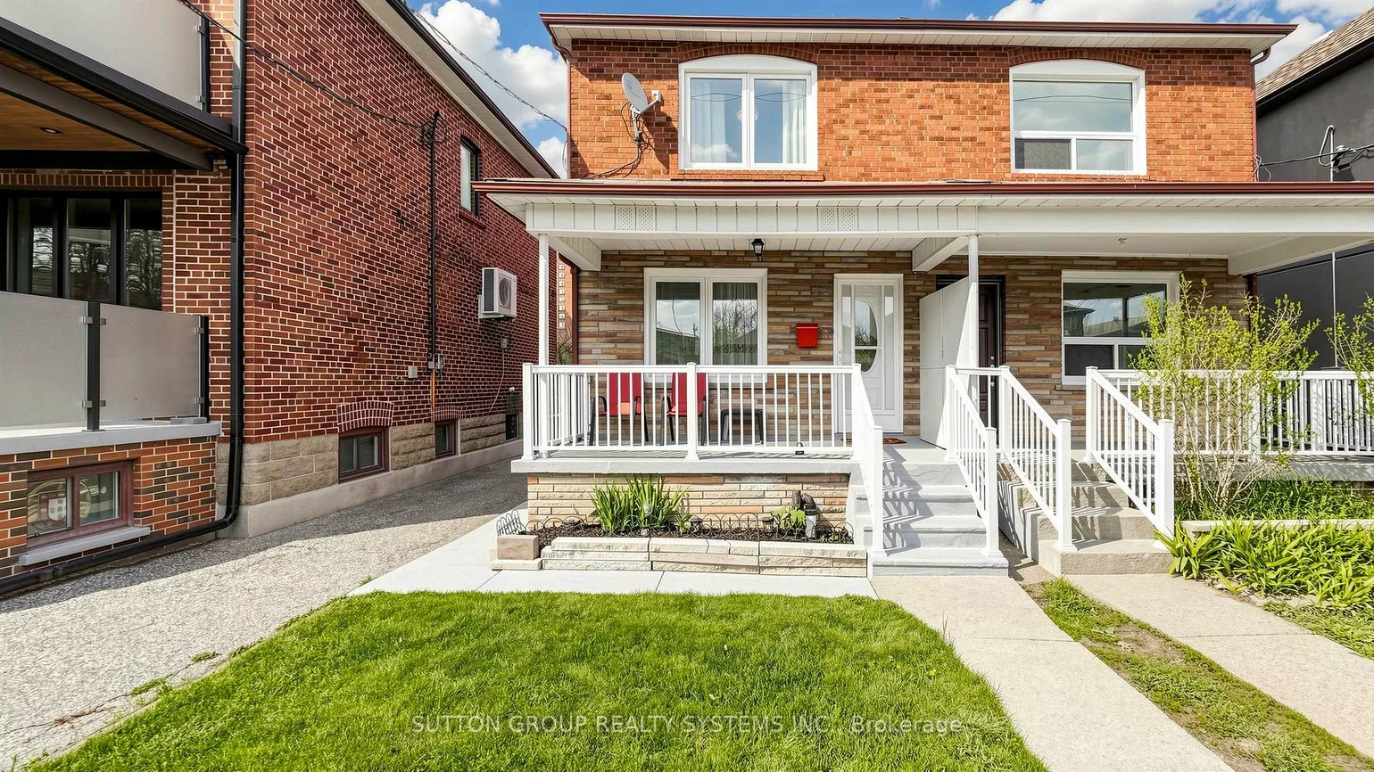 91, Kirknewton, Caledonia-Fairbank, Toronto