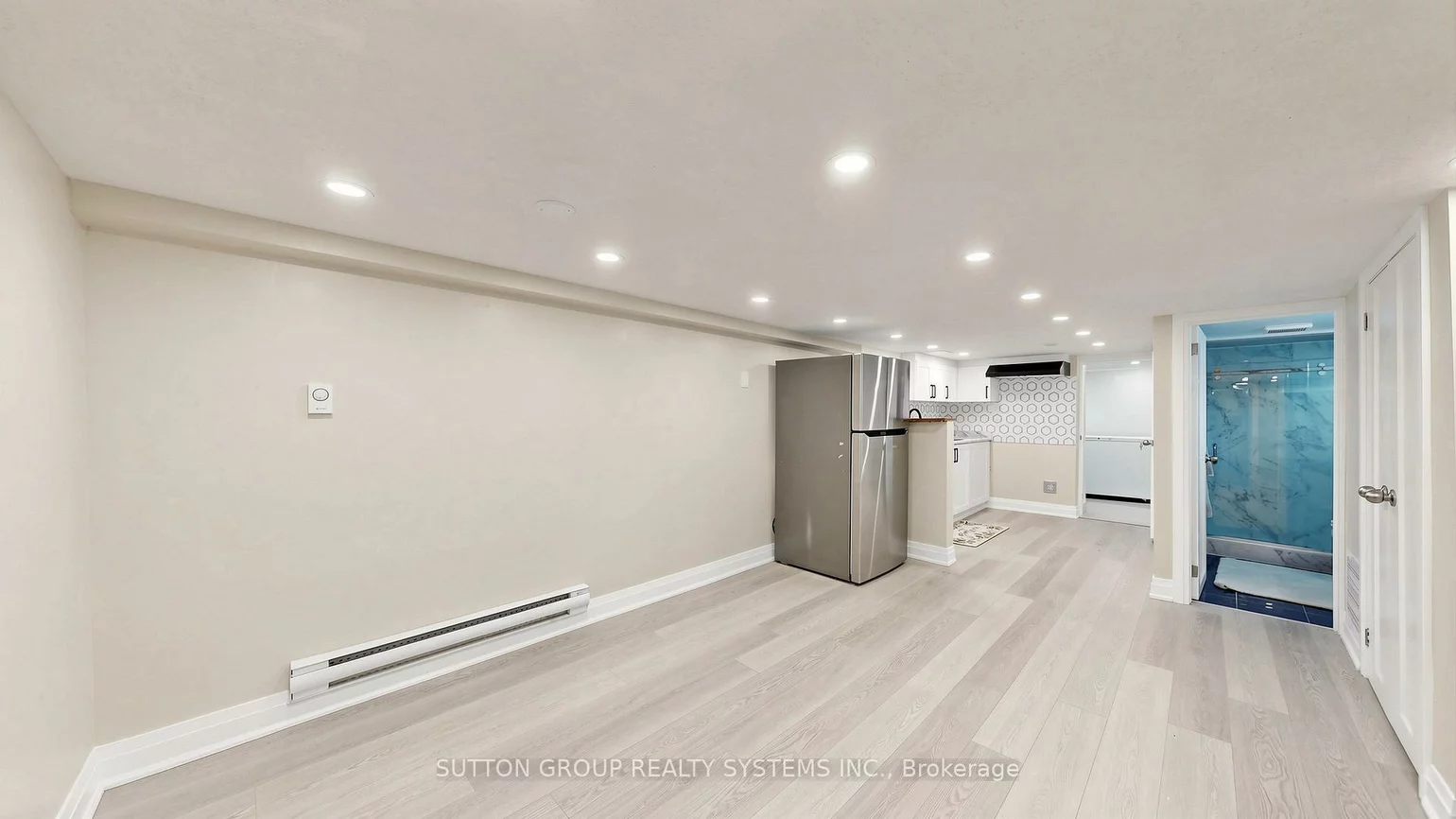 91, Kirknewton, Caledonia-Fairbank, Toronto