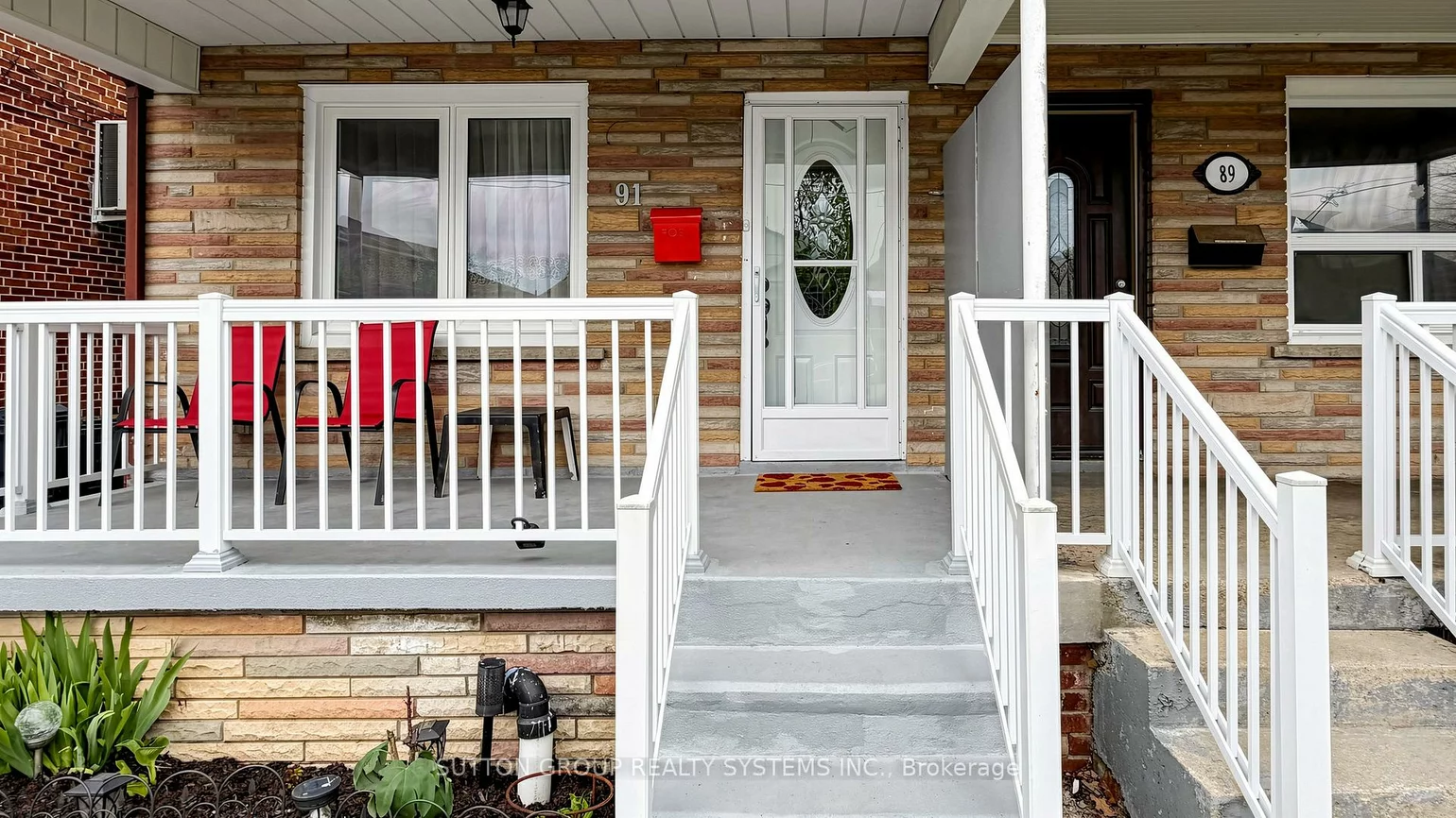 91, Kirknewton, Caledonia-Fairbank, Toronto