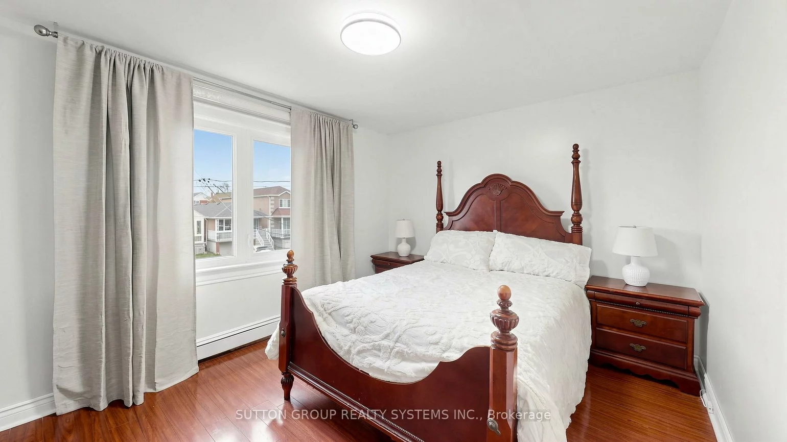 91, Kirknewton, Caledonia-Fairbank, Toronto