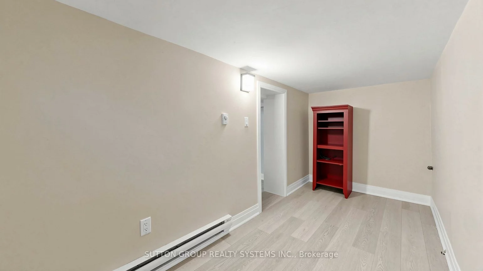 91, Kirknewton, Caledonia-Fairbank, Toronto