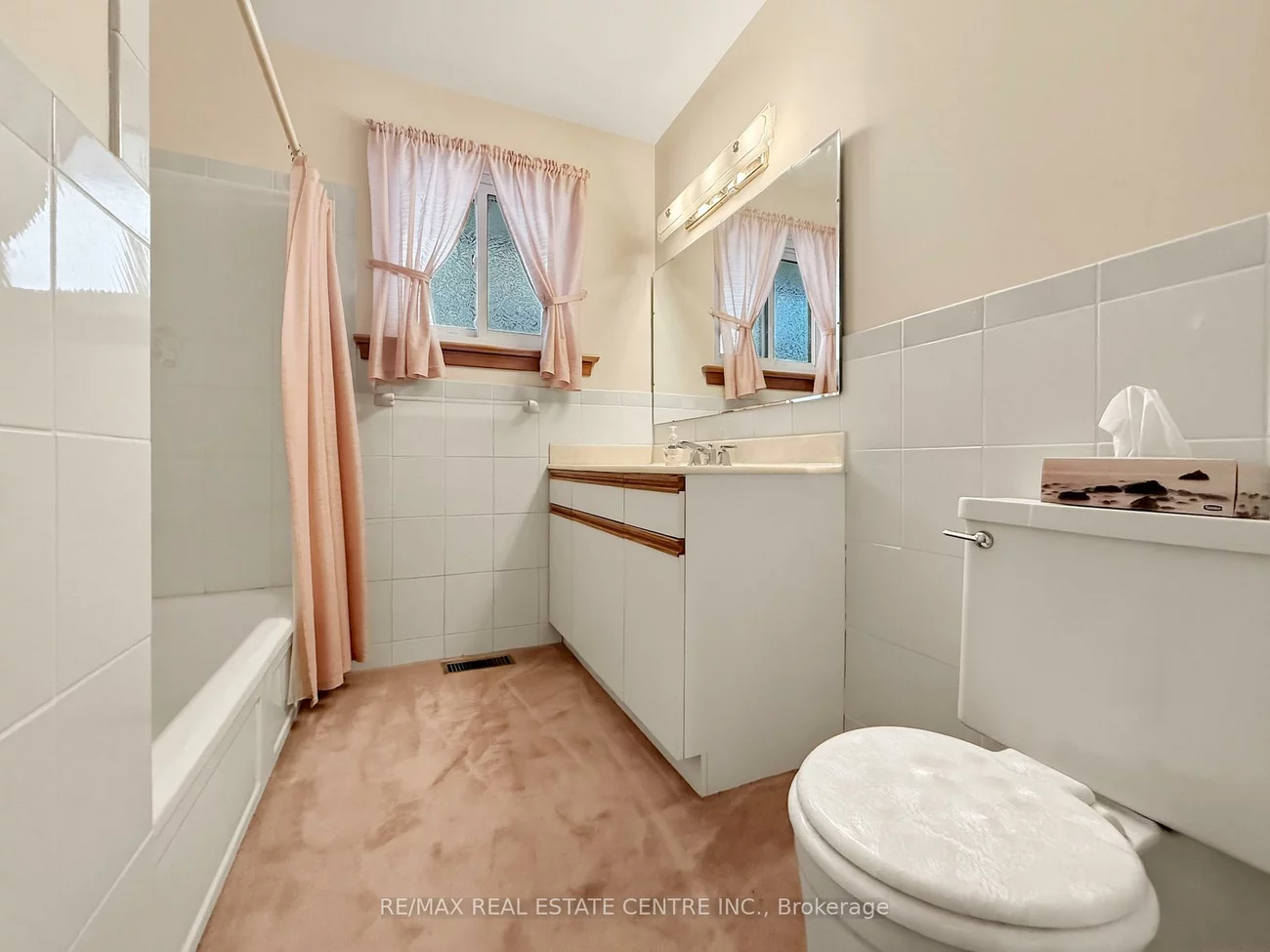 8, Powburn, Willowridge-Martingrove-Richview, Toronto