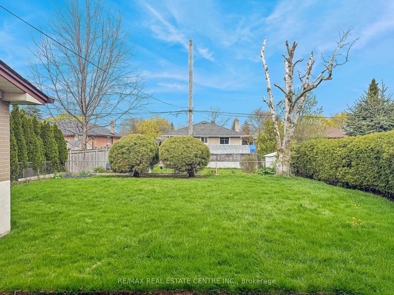 8, Powburn, Willowridge-Martingrove-Richview, Toronto