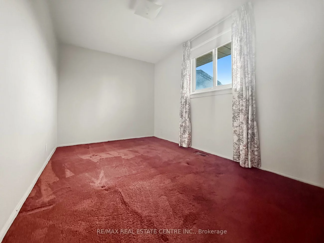 8, Powburn, Willowridge-Martingrove-Richview, Toronto
