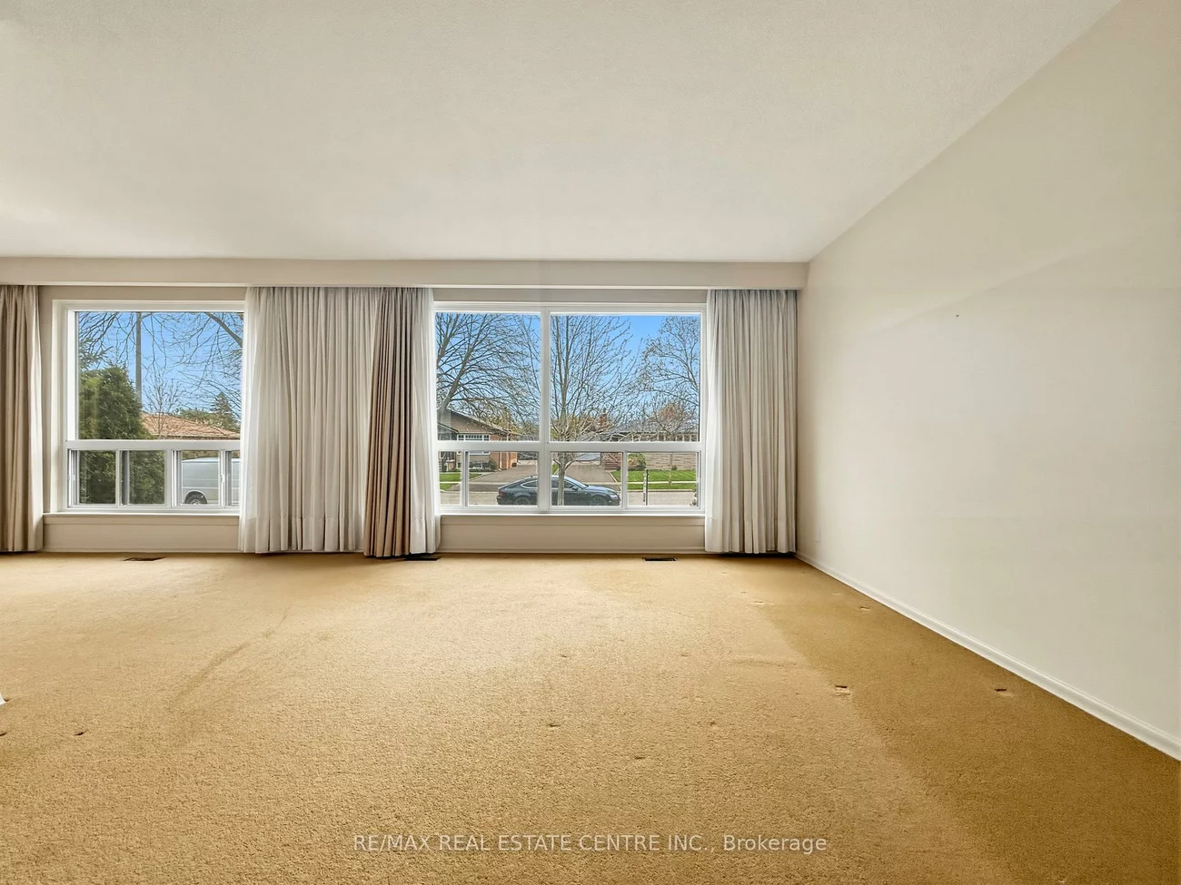 8, Powburn, Willowridge-Martingrove-Richview, Toronto