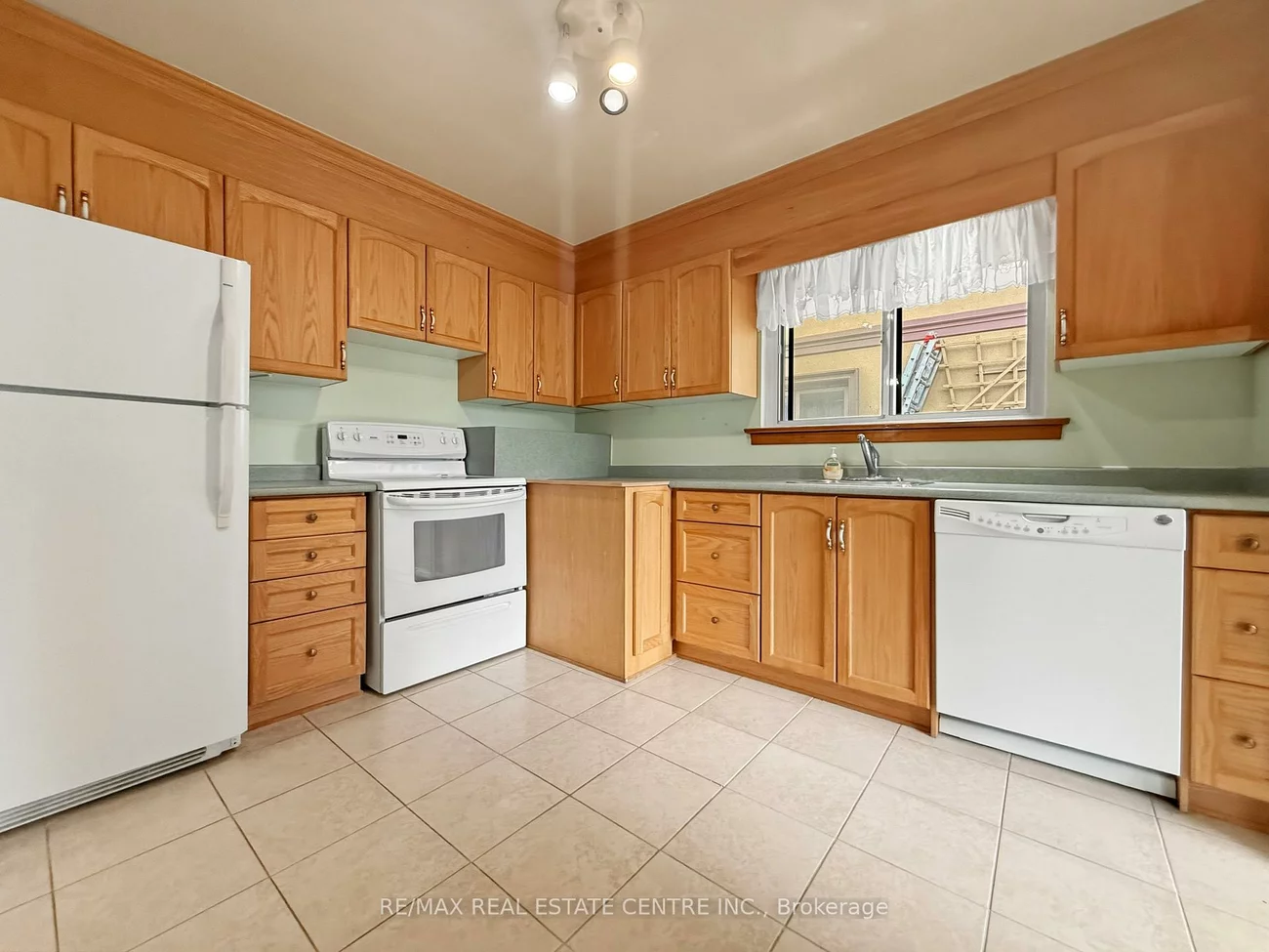 8, Powburn, Willowridge-Martingrove-Richview, Toronto