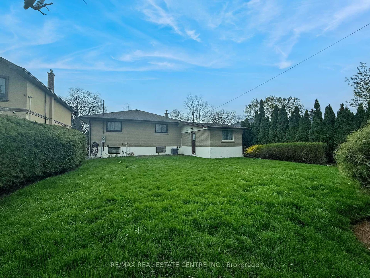8, Powburn, Willowridge-Martingrove-Richview, Toronto