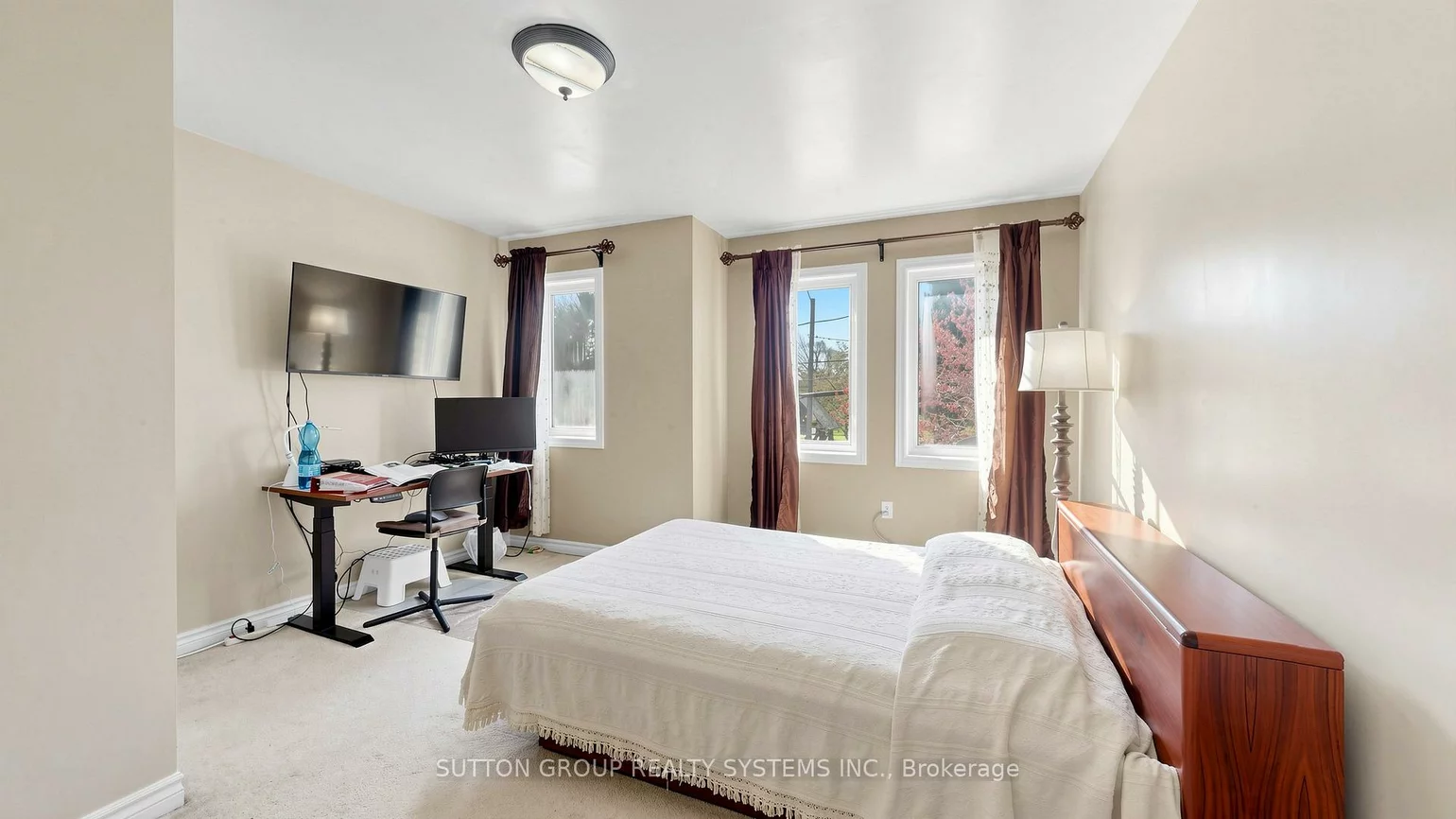 2138, Eglinton, Briar Hill-Belgravia, Toronto