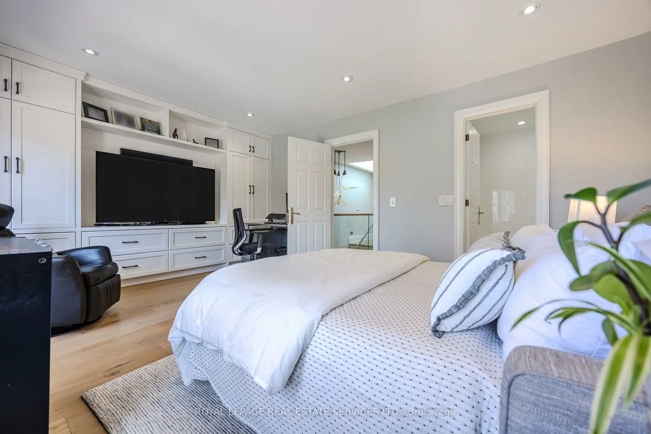91, Old Mill, Kingsway South, Toronto