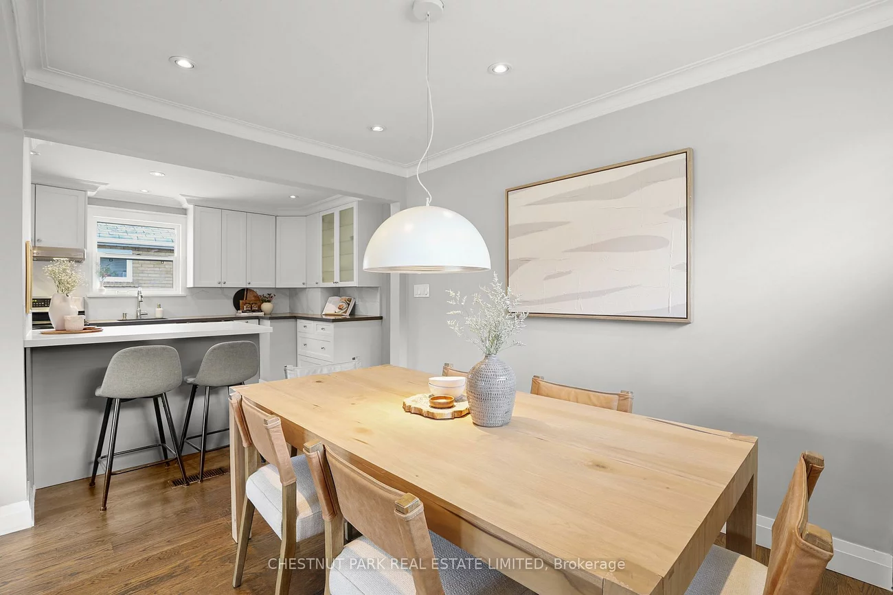 27, Cedarcrest, Kingsway South, Toronto