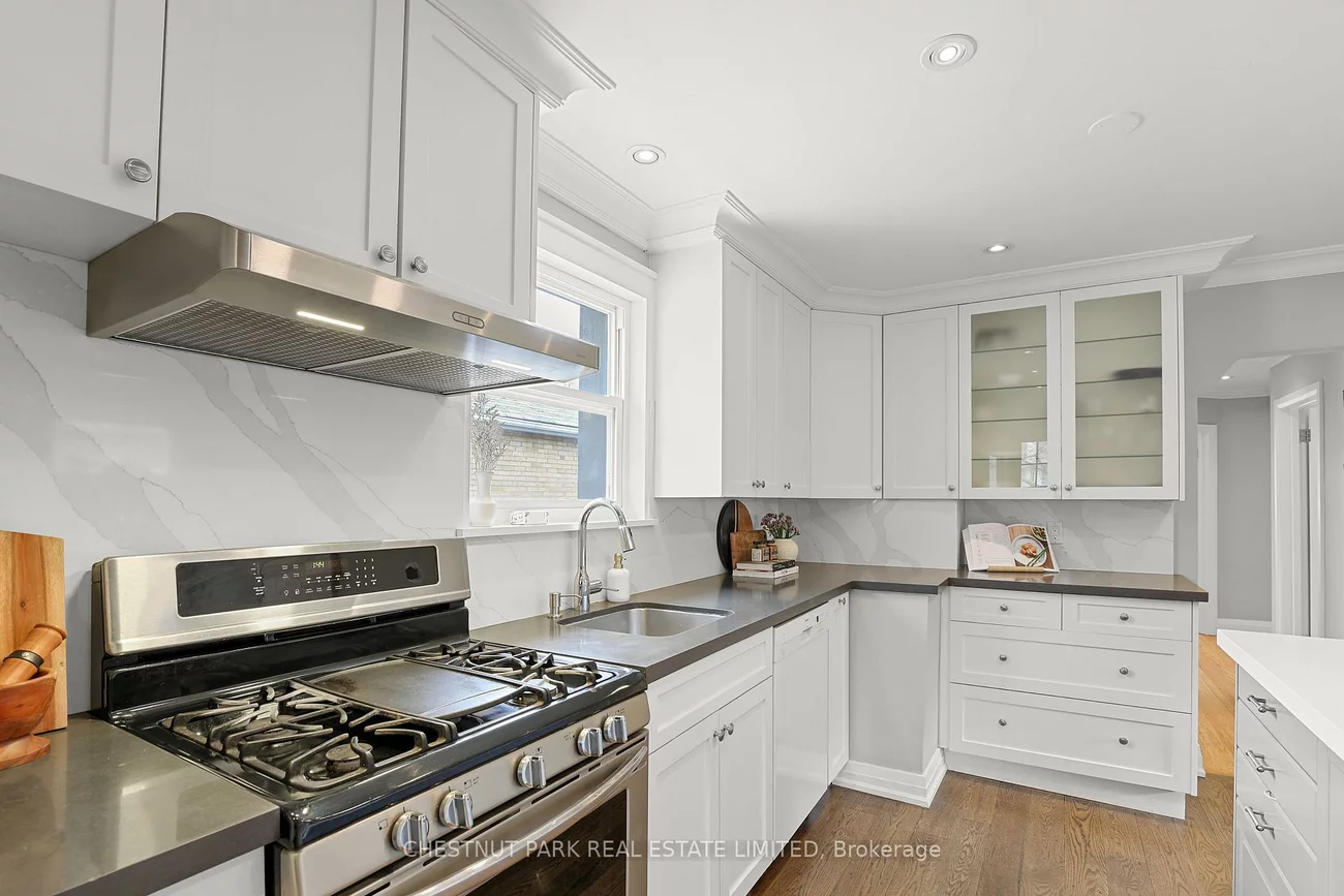 27, Cedarcrest, Kingsway South, Toronto