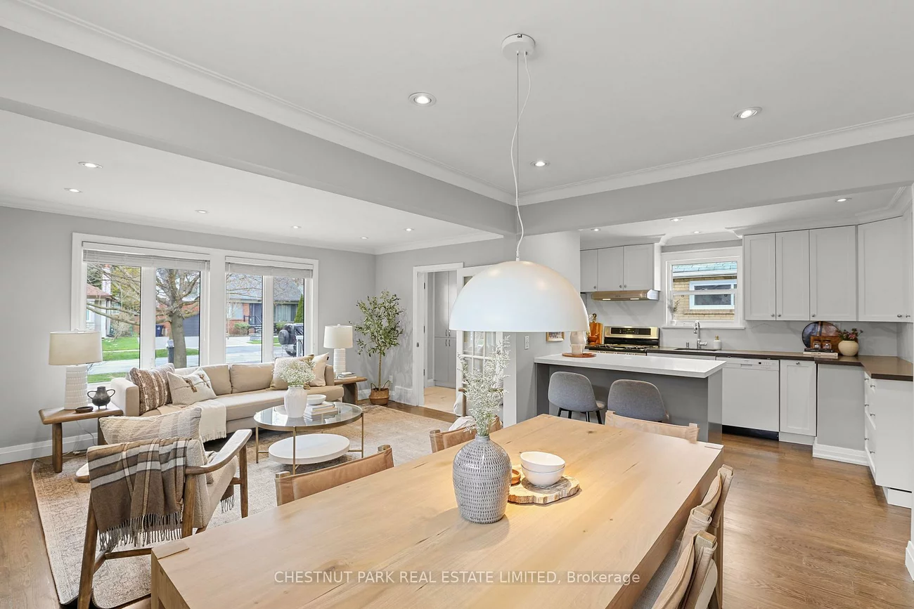 27, Cedarcrest, Kingsway South, Toronto