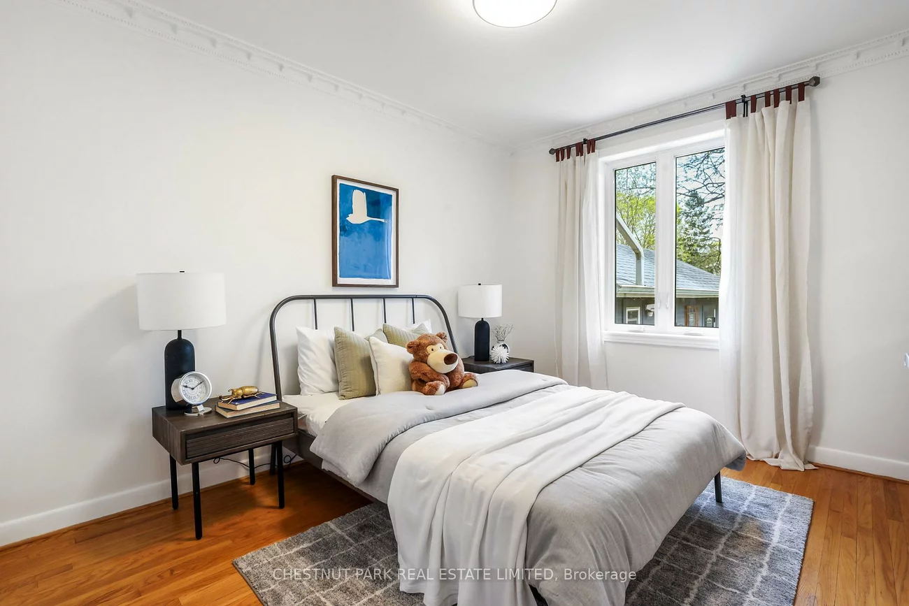 27, Cedarcrest, Kingsway South, Toronto