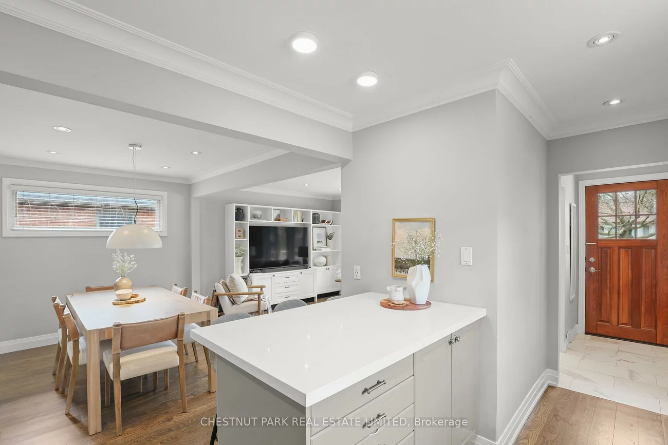 27, Cedarcrest, Kingsway South, Toronto