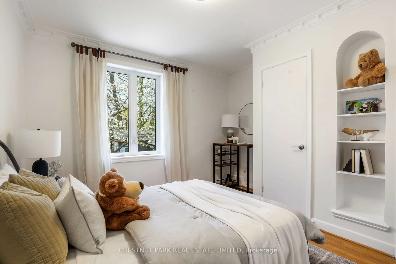 27, Cedarcrest, Kingsway South, Toronto