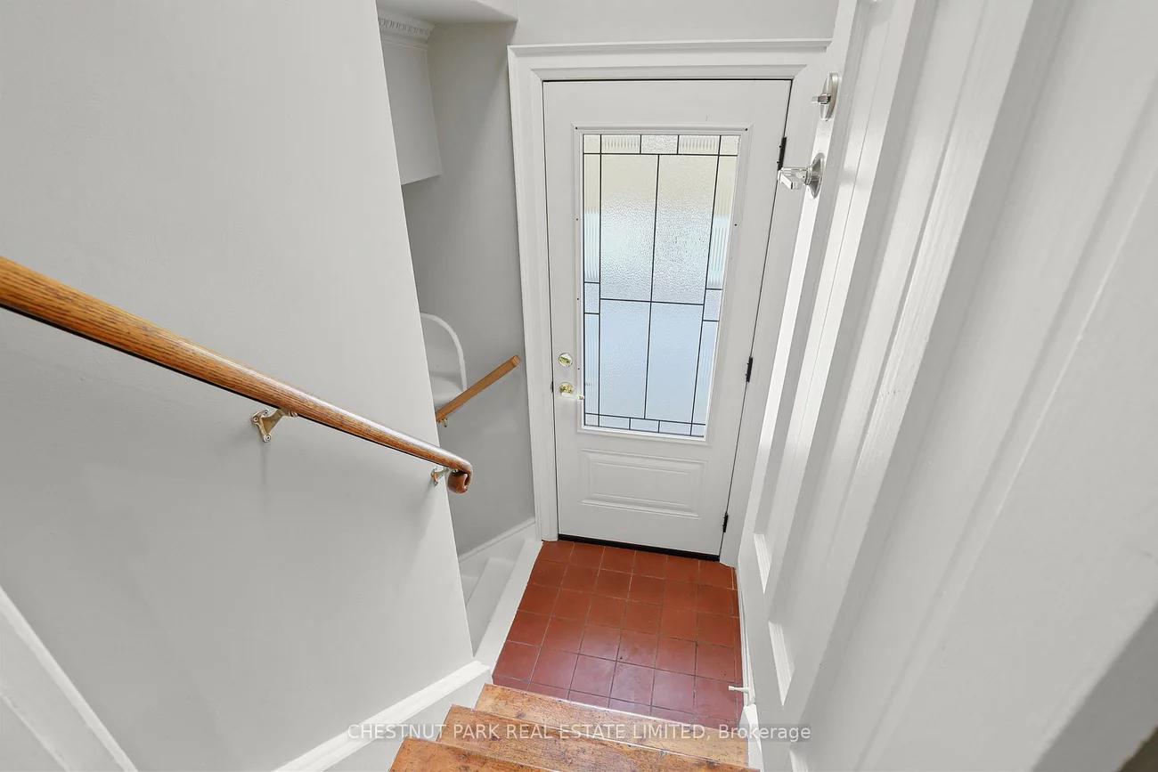 27, Cedarcrest, Kingsway South, Toronto