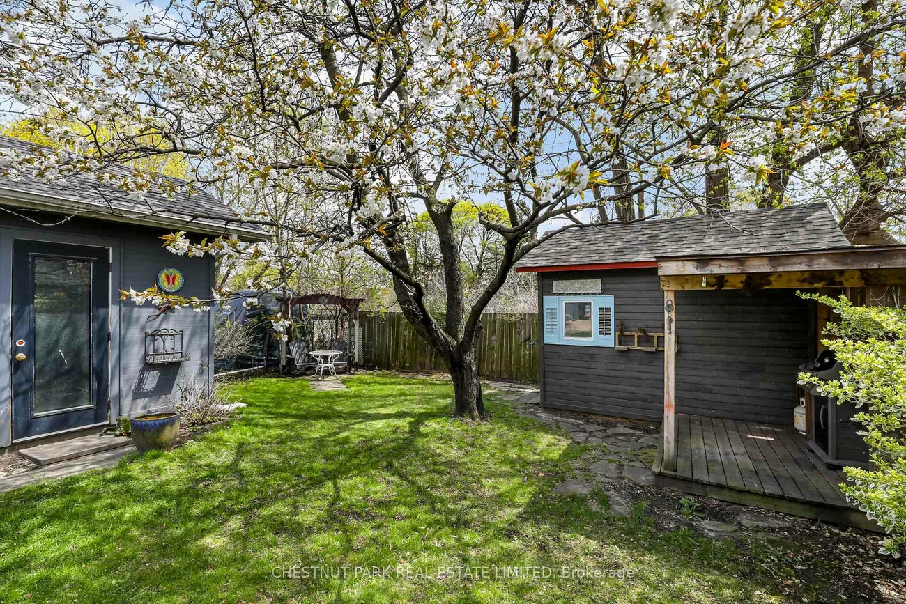 27, Cedarcrest, Kingsway South, Toronto