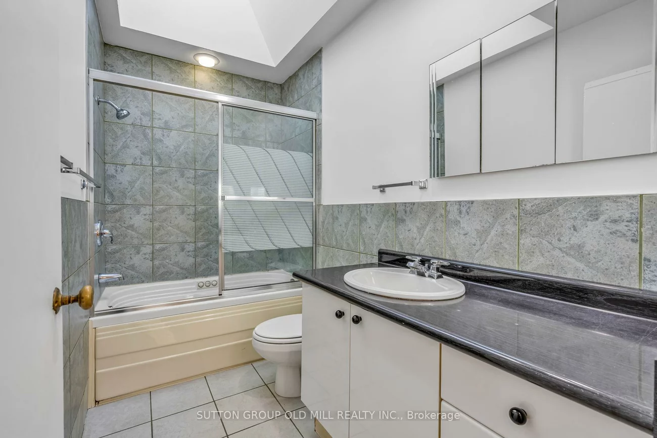 29, Robin Hood, Edenbridge-Humber Valley, Toronto