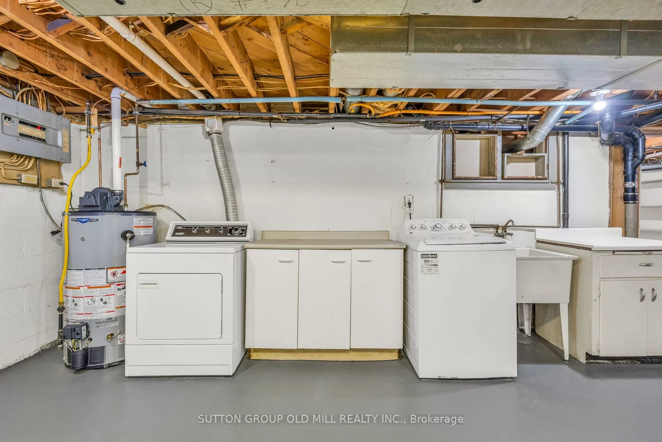 29, Robin Hood, Edenbridge-Humber Valley, Toronto