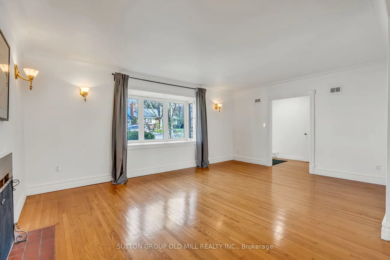 29, Robin Hood, Edenbridge-Humber Valley, Toronto