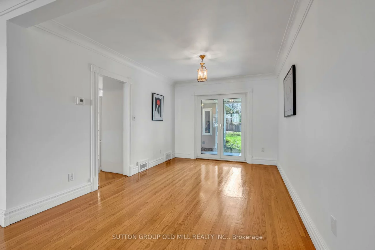 29, Robin Hood, Edenbridge-Humber Valley, Toronto