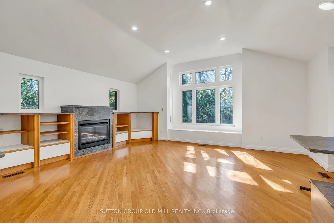 29, Robin Hood, Edenbridge-Humber Valley, Toronto