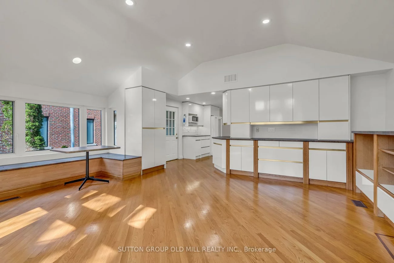 29, Robin Hood, Edenbridge-Humber Valley, Toronto