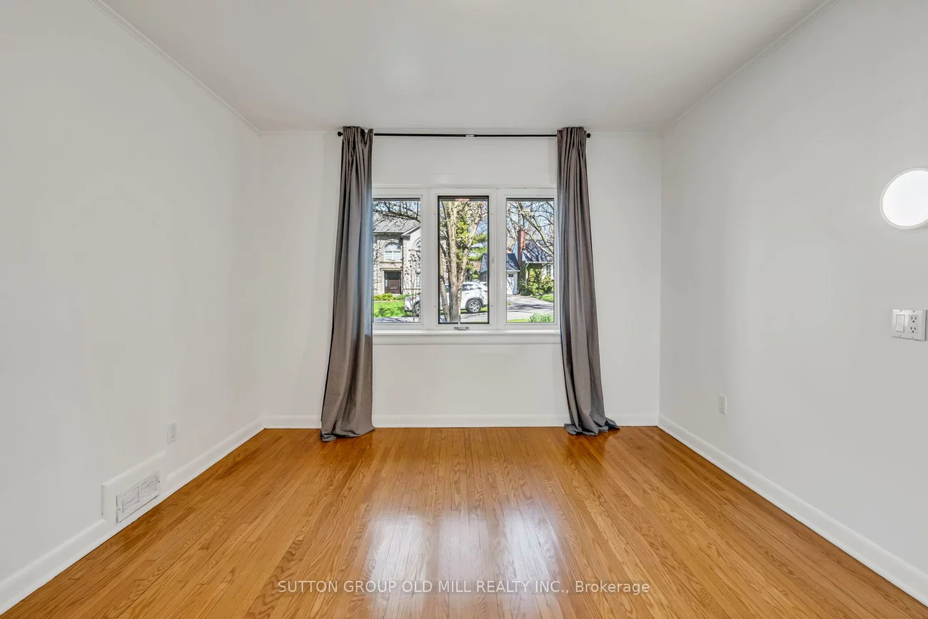 29, Robin Hood, Edenbridge-Humber Valley, Toronto