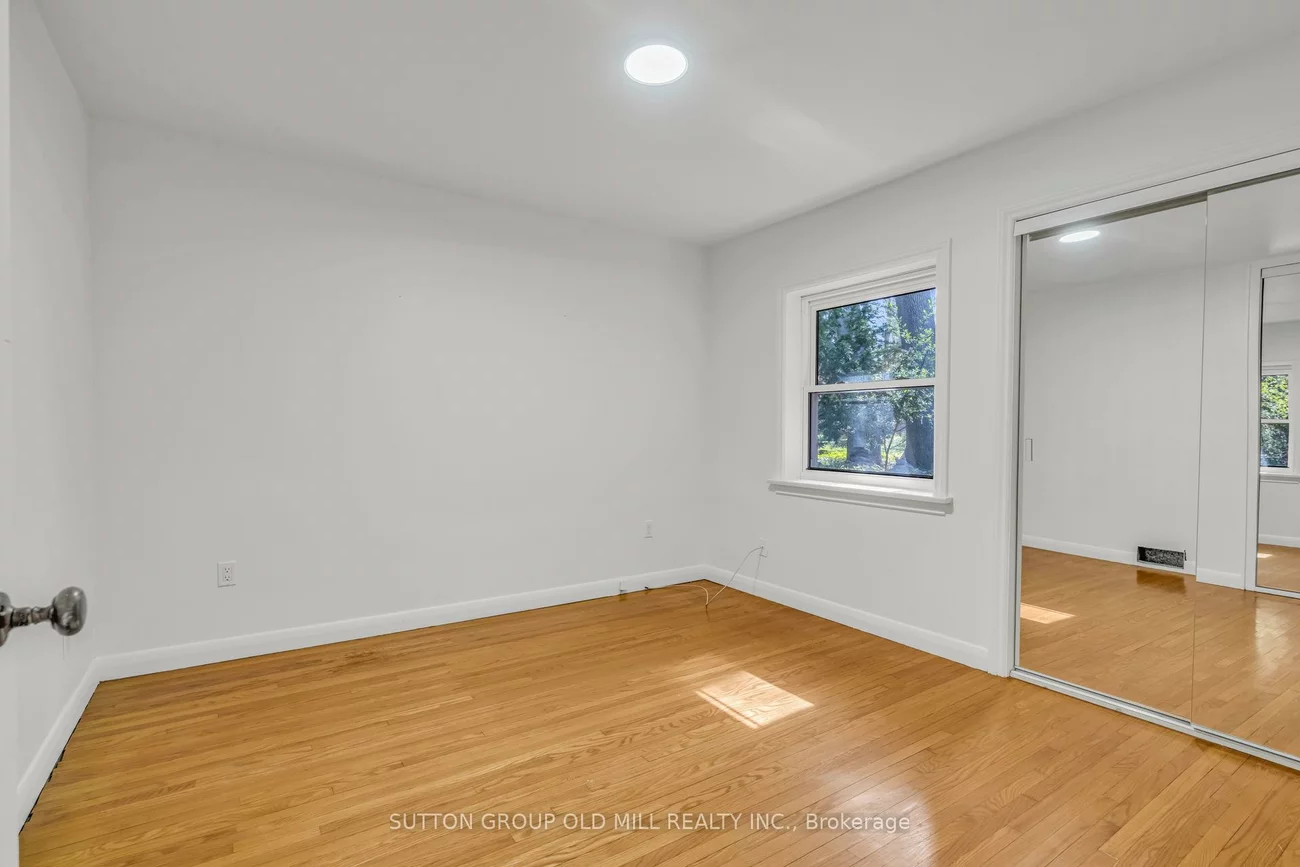 29, Robin Hood, Edenbridge-Humber Valley, Toronto