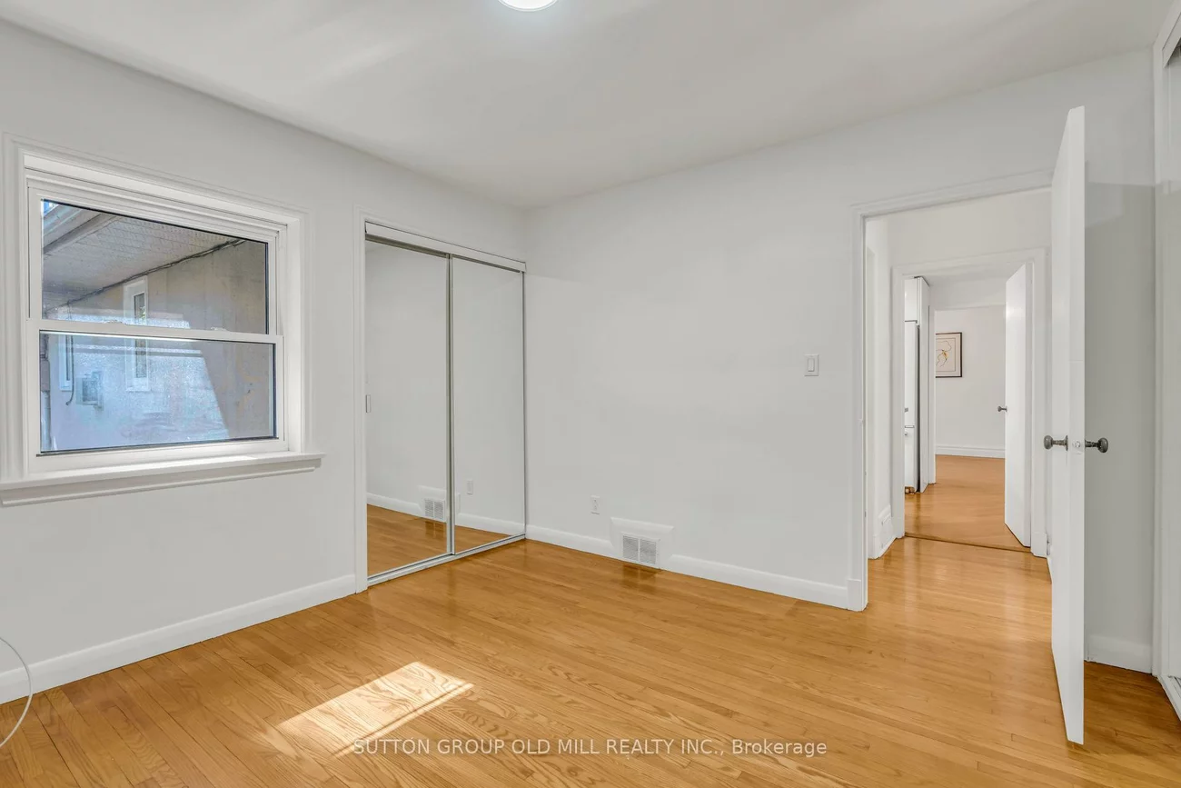 29, Robin Hood, Edenbridge-Humber Valley, Toronto