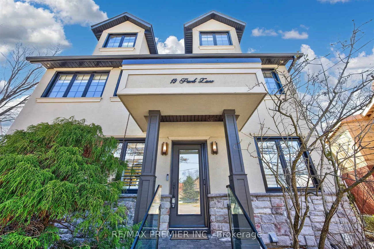 19, Park, Stonegate-Queensway, Toronto