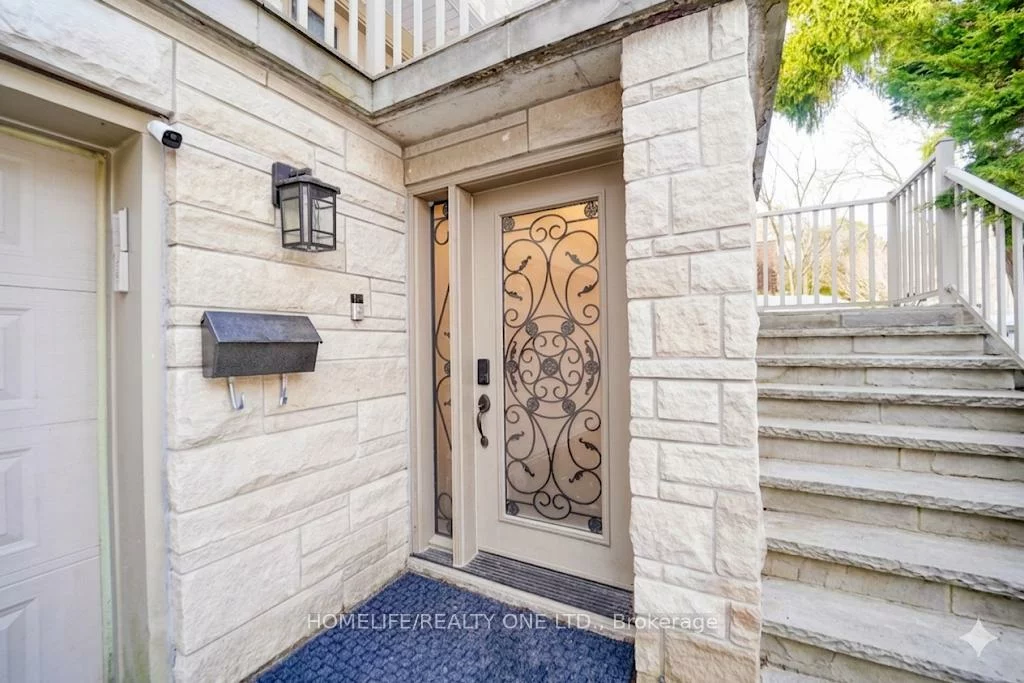 31, Bearwood, Edenbridge-Humber Valley, Toronto