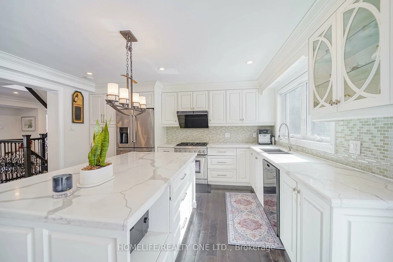 31, Bearwood, Edenbridge-Humber Valley, Toronto
