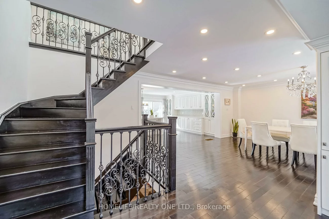 31, Bearwood, Edenbridge-Humber Valley, Toronto