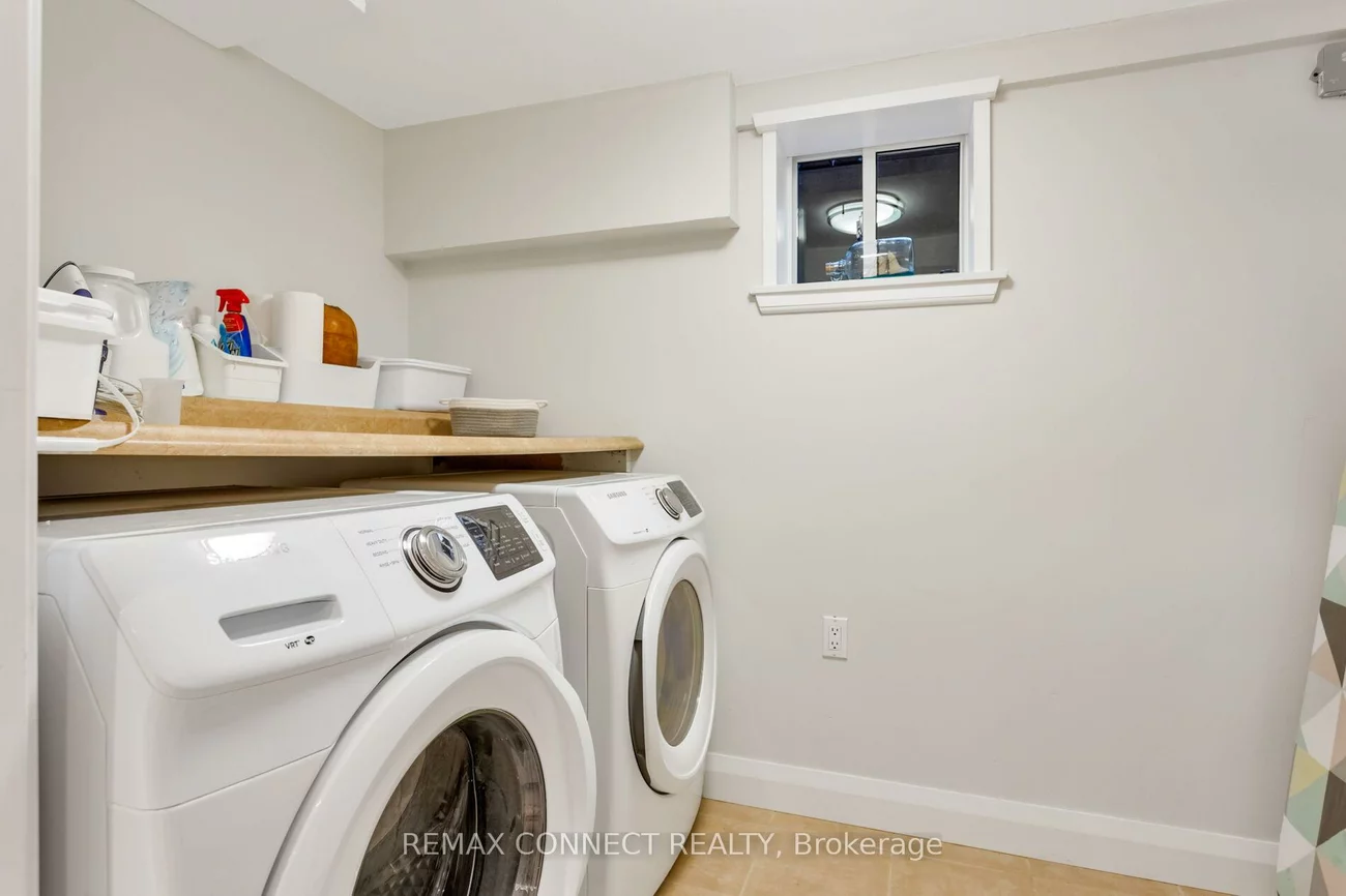 75, Glenellen, Stonegate-Queensway, Toronto