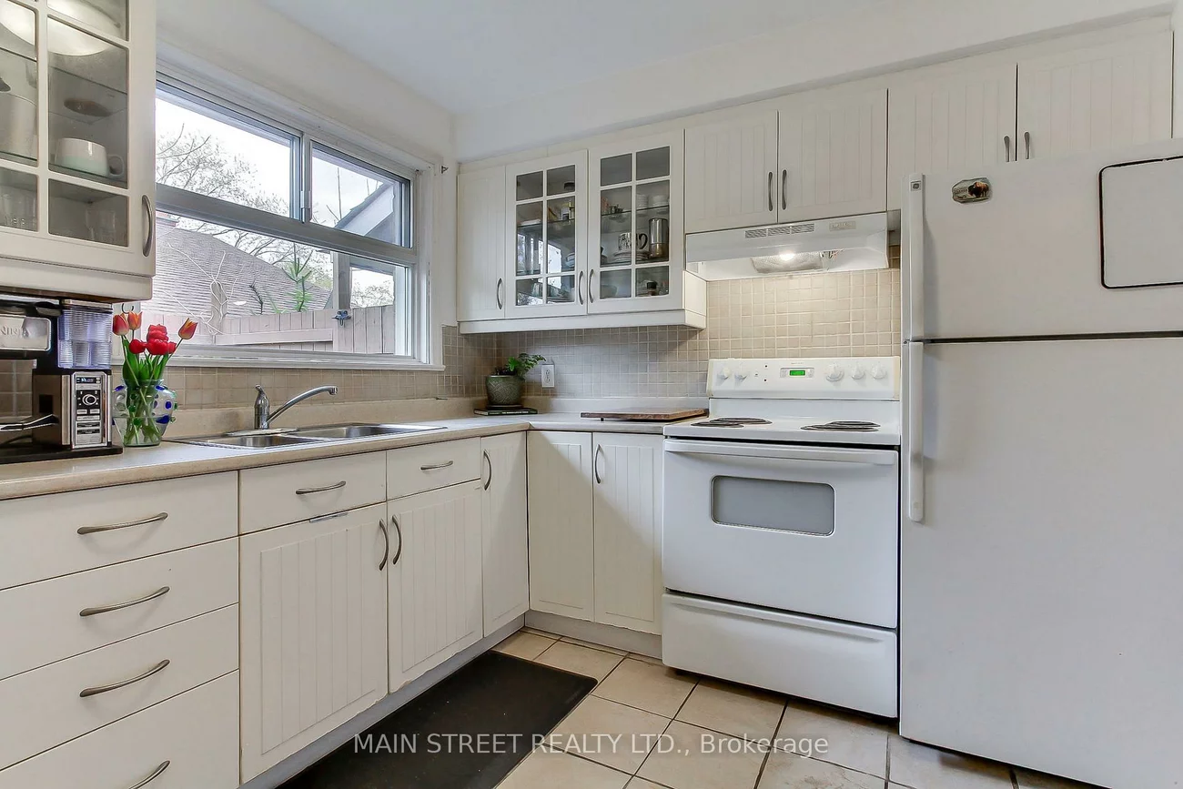 14, Westhampton, Kingsview Village-The Westway, Toronto