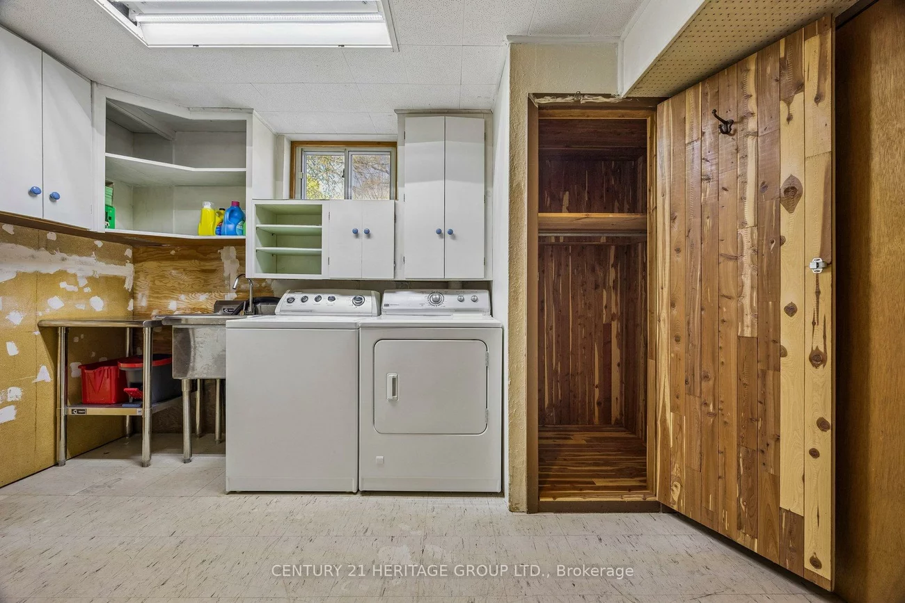 40, Amaron, Thistletown-Beaumonde Heights, Toronto