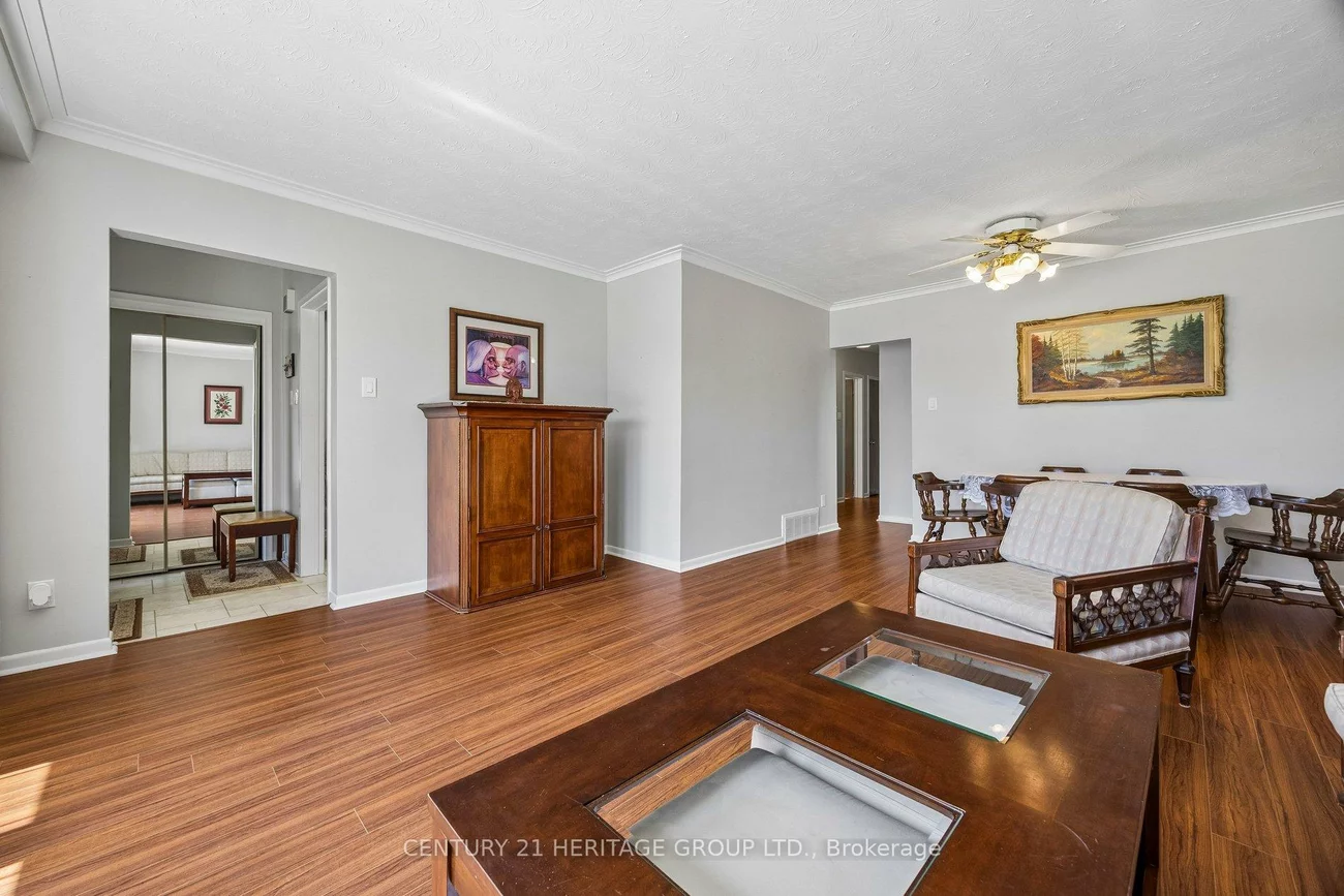40, Amaron, Thistletown-Beaumonde Heights, Toronto